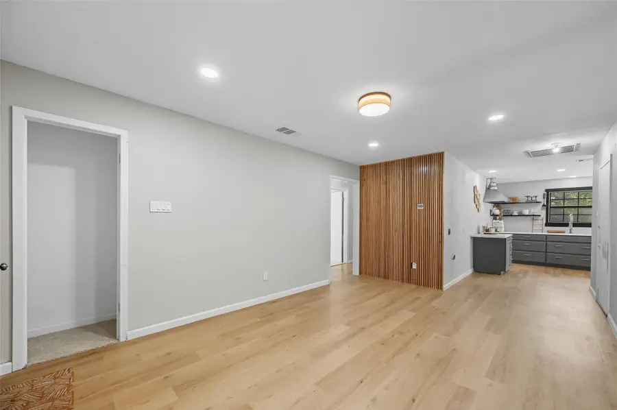 1434 Owega Avenue, Dallas, TX 75216 - Image #2