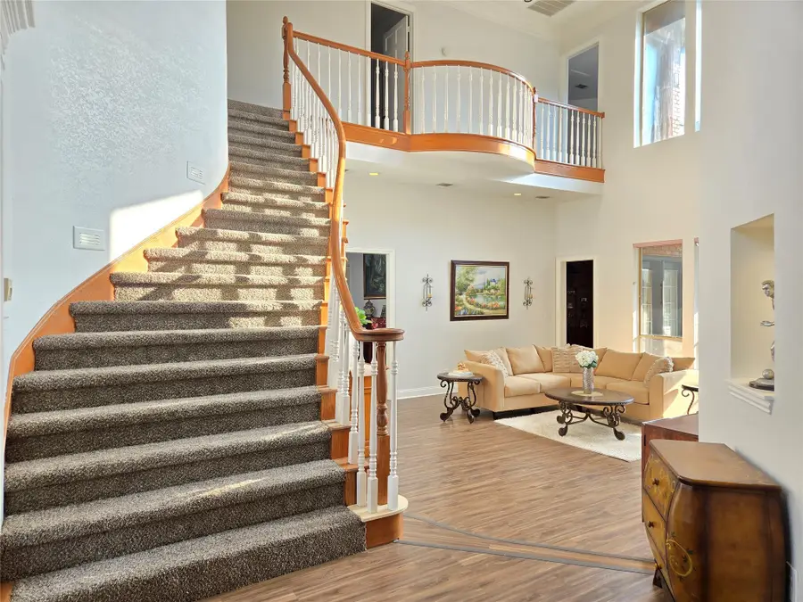 5205 Vicksburg Drive, Arlington, TX 76017 - Image #2