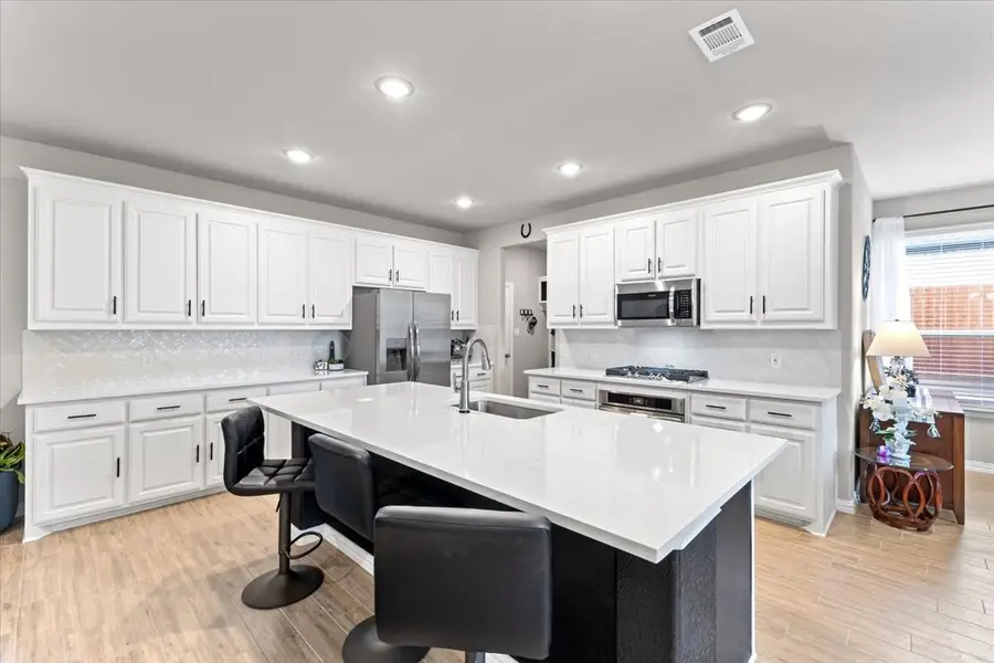 1412 Whitetail Lane, Azle, TX 76020 - Image #2