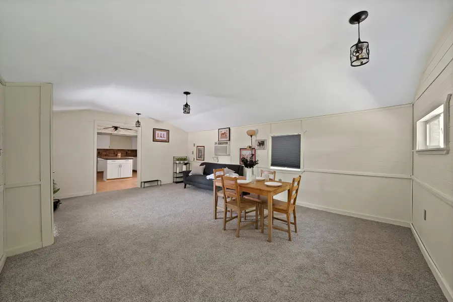 2916 E Briarwood Street, Granbury, TX 76048 - Image #3