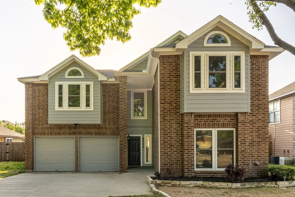 6400 Meadow Glen Drive, Arlington, TX 76018 - Image #1