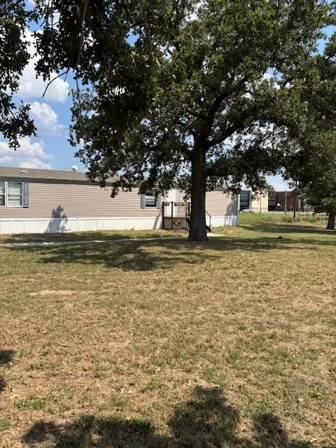 201 Pritchard Lane, Brock, TX 76087 - Image #3
