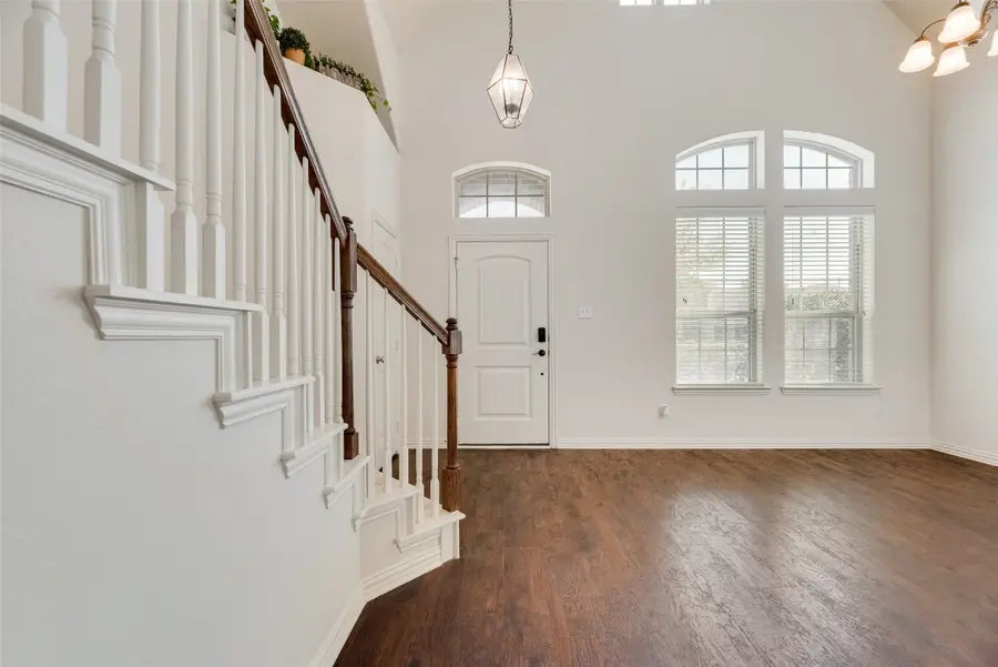 5212 Fringetree Drive, McKinney, TX 75071 - Image #2