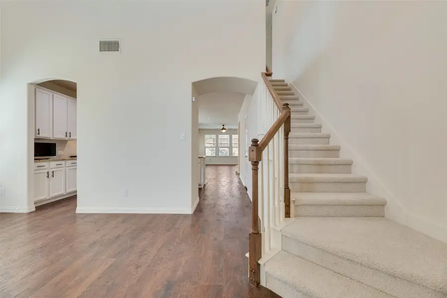 5212 Fringetree Drive, McKinney, TX 75071 - Image #3