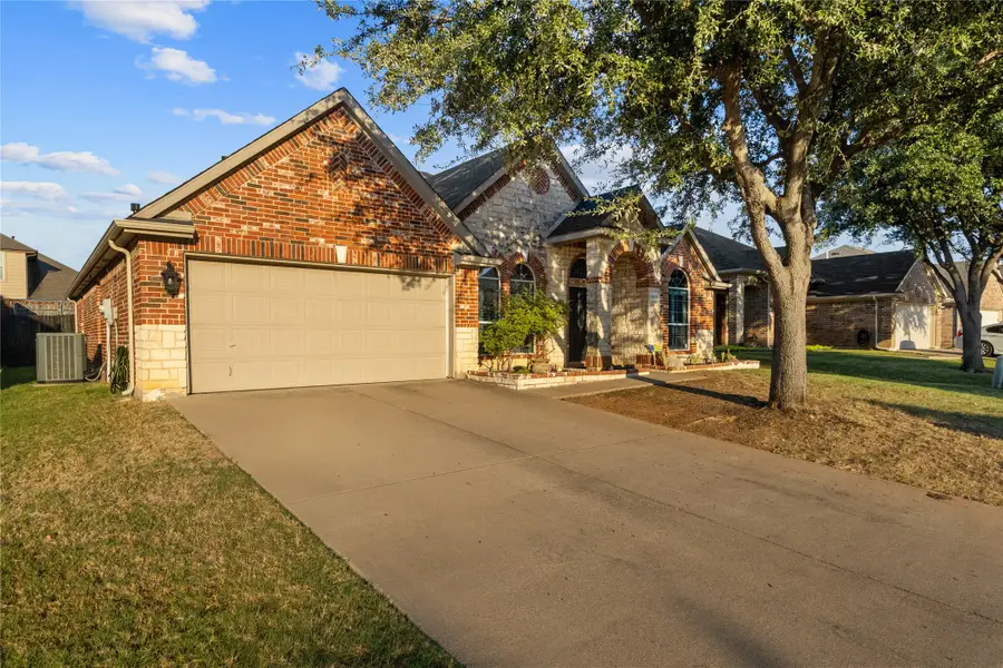 4939 Screech Owl Lane, Grand Prairie, TX 75052 - Image #3