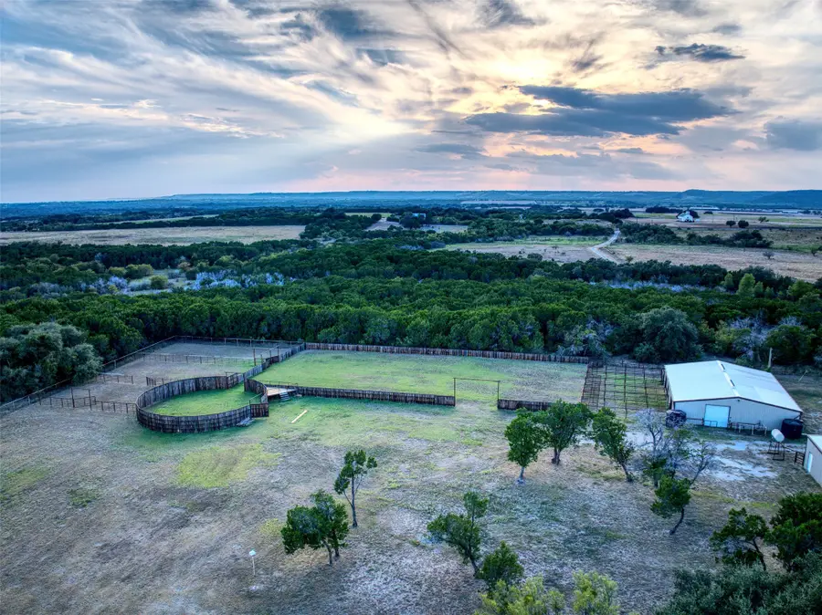 2525 Dodson Prairie Road, Gordon, TX 76453 - Image #2