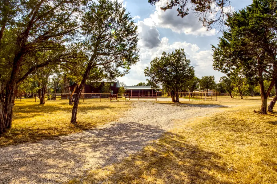 2525 Dodson Prairie Road, Gordon, TX 76453 - Image #3