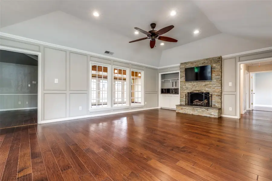 1020 Nottingham Drive, Carrollton, TX 75007 - Image #2