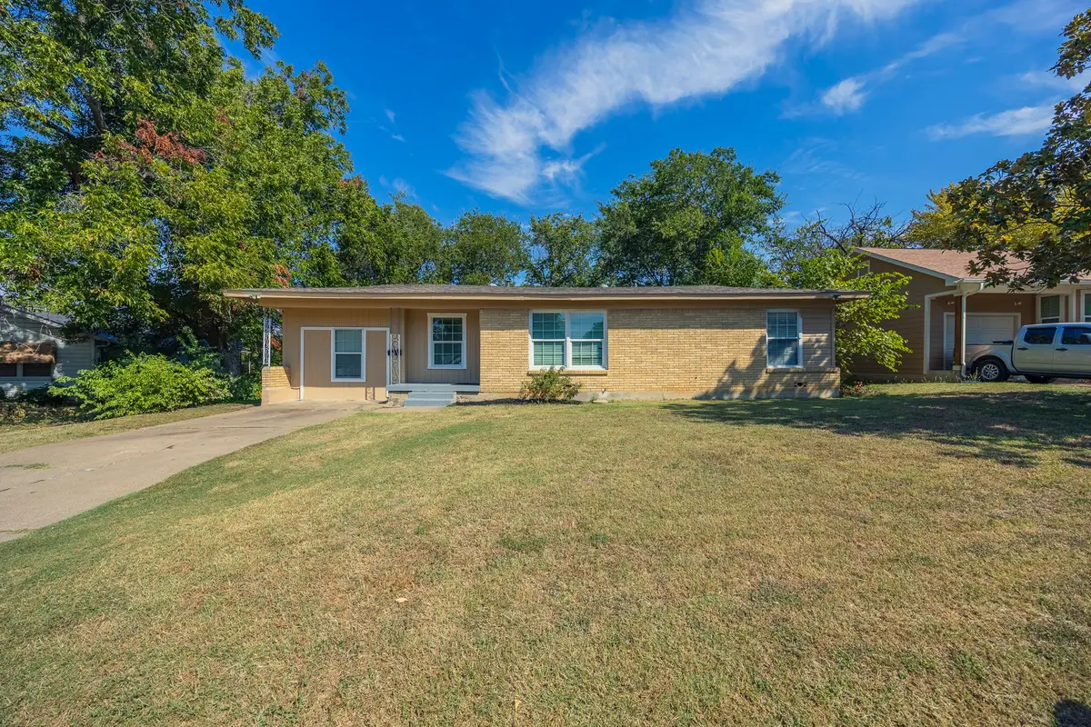 5509 Purington Avenue, Fort Worth, TX 76112 - Image #1