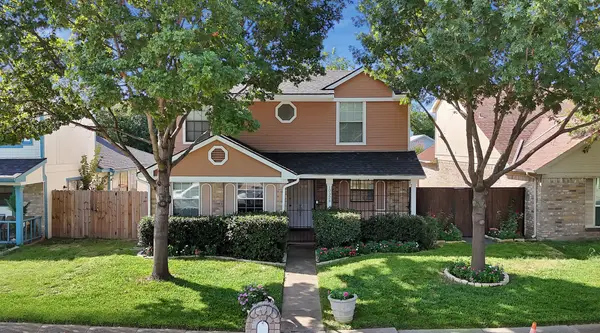 10328 Wood Heights Drive, Dallas, TX 75227