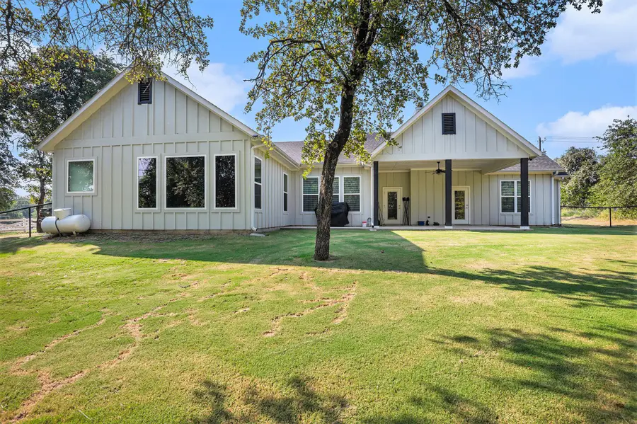 377 Sarra Lane, Poolville, TX 76487 - Image #3