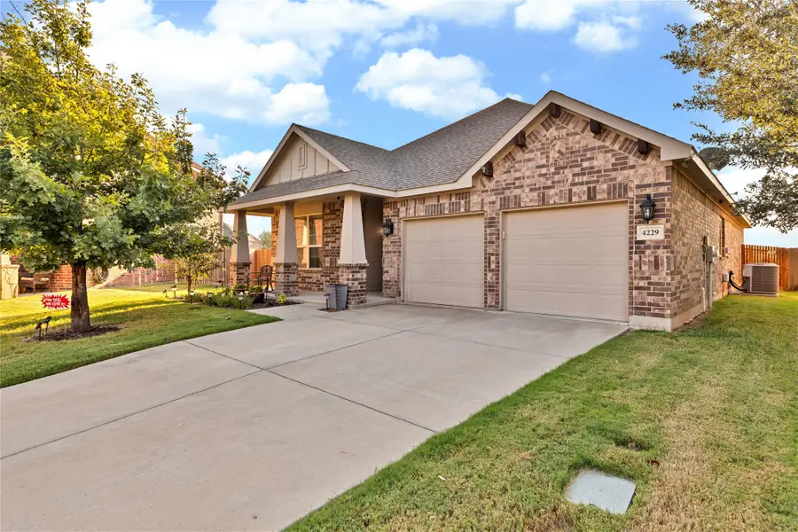 4229 Aldridge Lane, Fort Worth, TX 76036 - Image #2