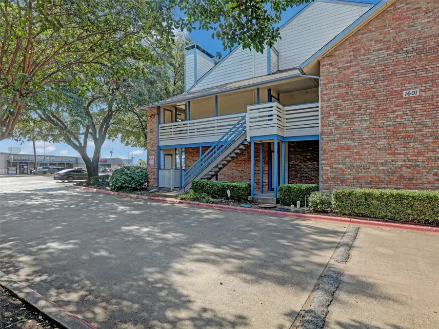 1601 Marsh Lane #200B, Carrollton, TX 75006 - Image #3