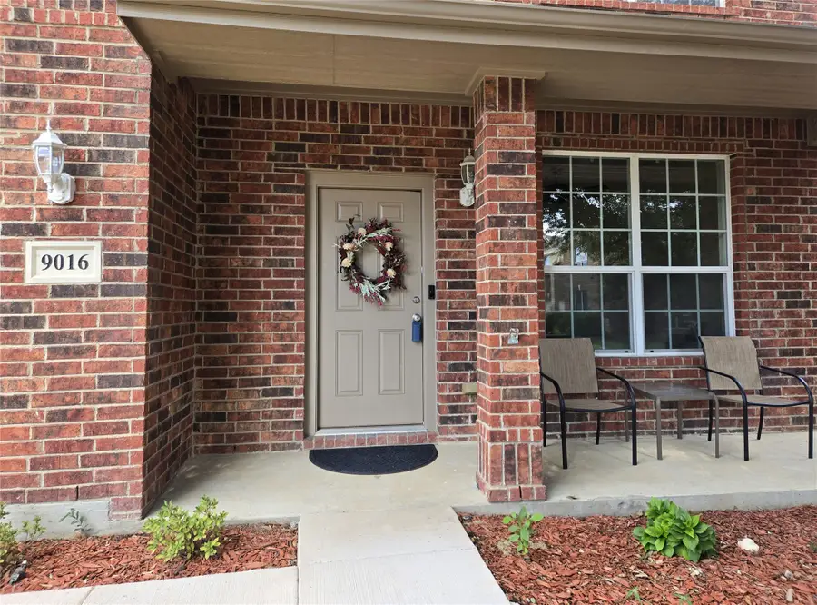 9016 Stone Mill Lane, Fort Worth, TX 76179 - Image #3