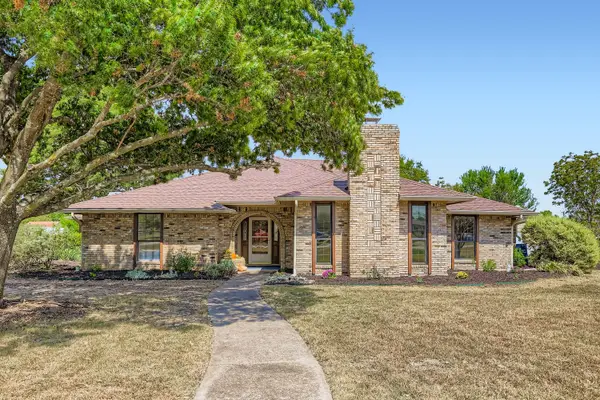205 Rock Springs Court, Waxahachie, TX 75165