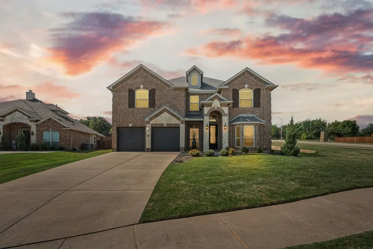 203 Chateau Avenue, Kennedale, TX 76060 - #1