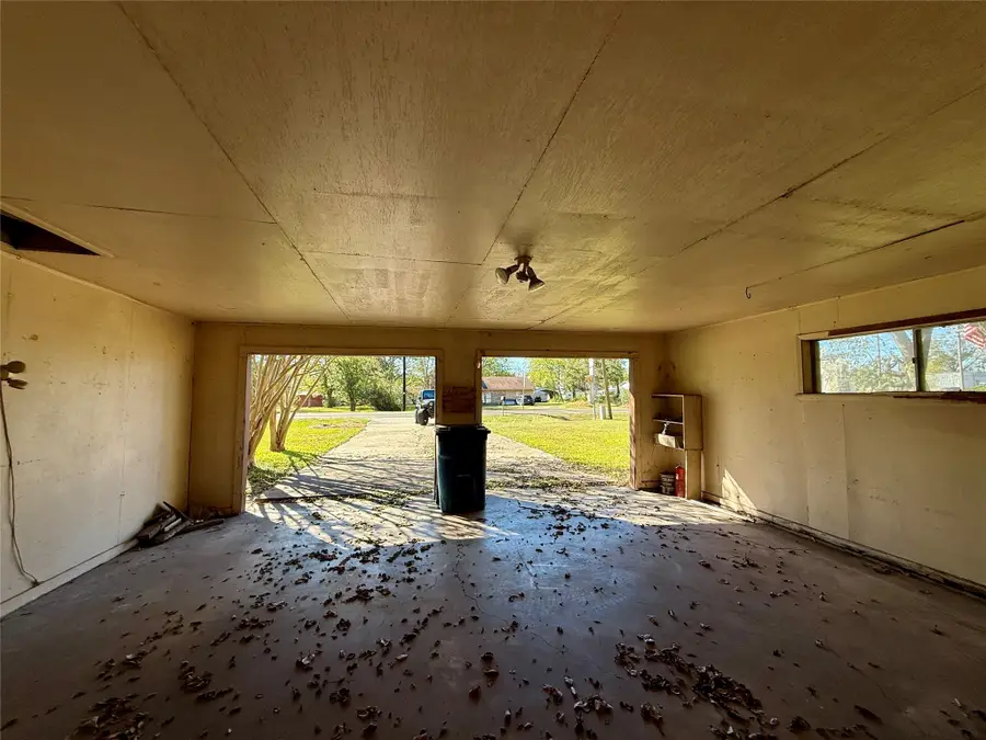 208 W Main Street, Cumby, TX 75433 - Image #3