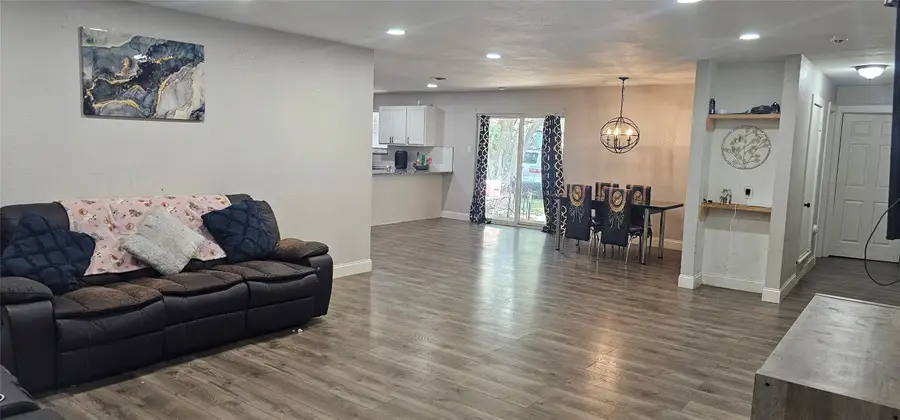 1826 N Jim Miller Road, Dallas, TX 75217 - Image #3