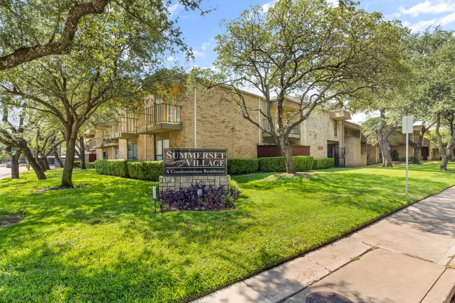 5924 Birchbrook Drive #210, Dallas, TX 75206 - Image #3