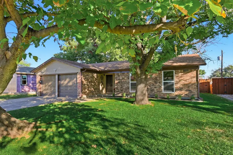 743 Idlewilde Drive, Lewisville, TX 75067 - Image #3