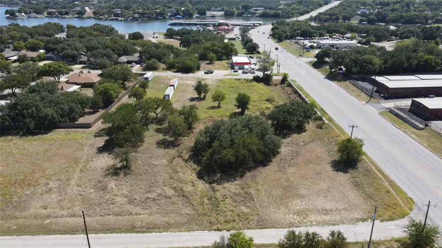 2151 S Morgan Street, Granbury, TX 76048 - Image #2