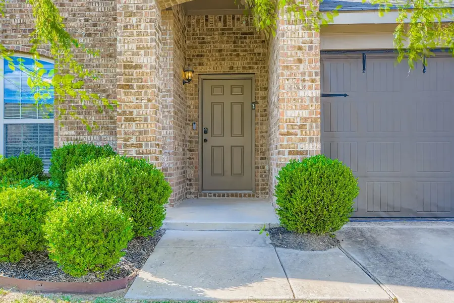 1707 Eagle River Trail, Lancaster, TX 75146 - Image #3