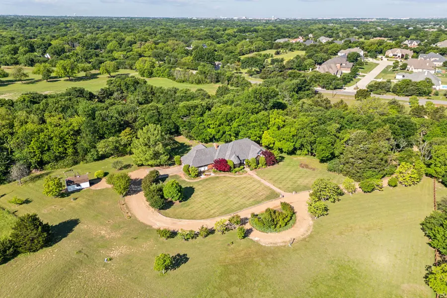 760 N Country Club Road, Fairview, TX 75069 - Image #2