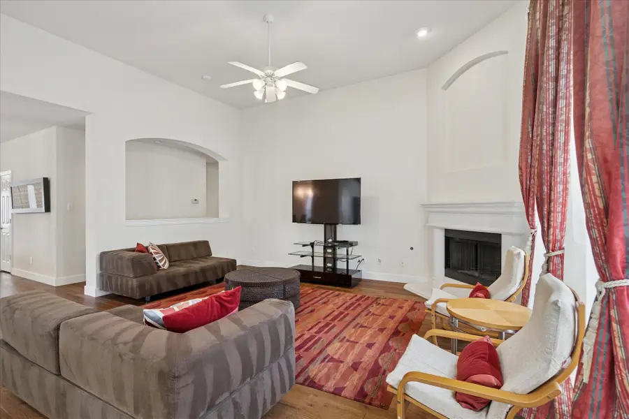 610 Spring Hill Drive, Coppell, TX 75019 - Image #2