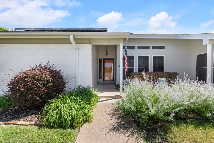 2554 Parkhaven Drive, Plano, TX 75075 - Image #2