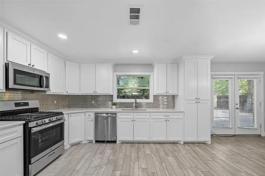 6829 Marla Drive, Dallas, TX 75217 - Image #2