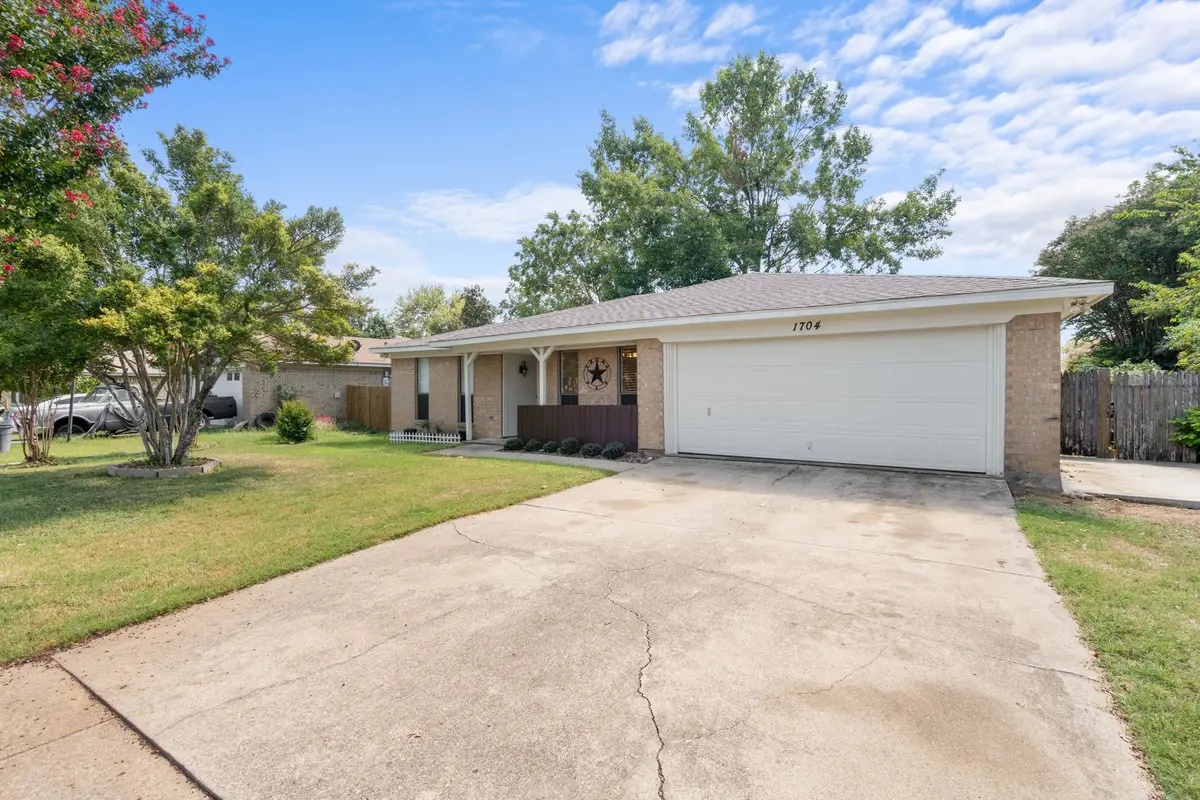 1704 Prince Drive, Benbrook, TX 76126 - Image #1