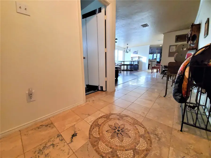 3237 Clydesdale Drive, Denton, TX 76210 - Image #3