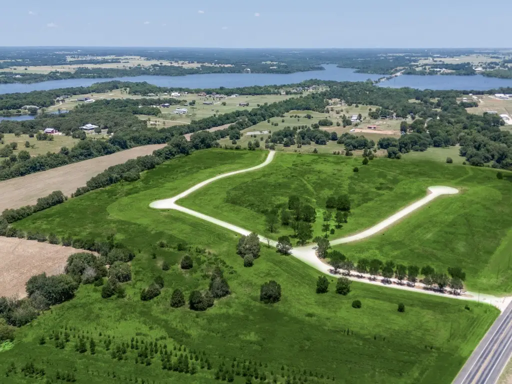 116 Ray Roberts Court, Tioga, TX 76271 - Image #1