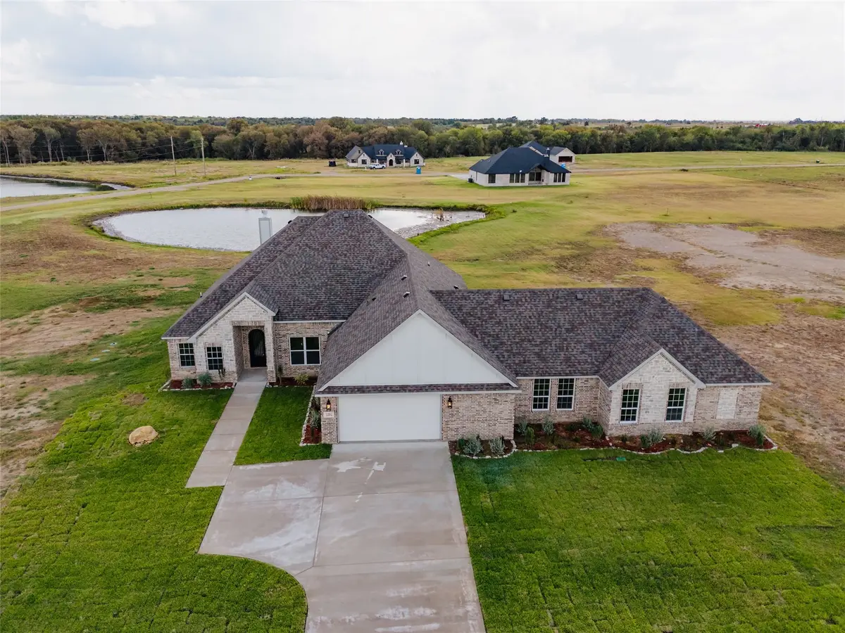 1060 Grison Circle, Corsicana, TX 75109 - Image #1