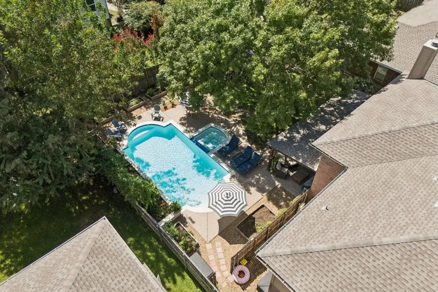 833 Oak Hollow Lane, Rockwall, TX 75087 - Image #2