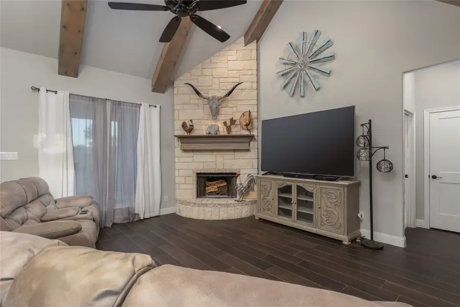 114 Altom Road, Springtown, TX 76082 - Image #3