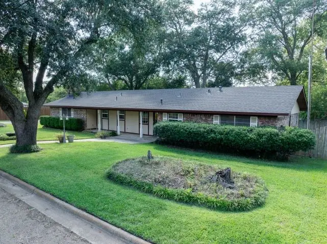 319 Spruce Street, Van, TX 75790 - Image #1