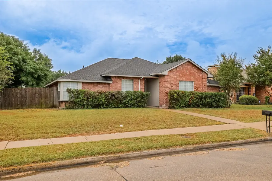 1106 Rosewood Lane, Lancaster, TX 75146 - Image #2