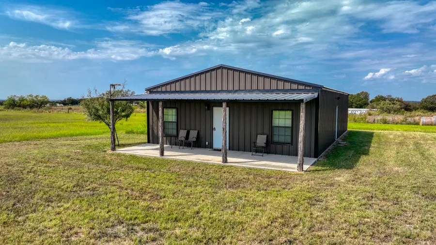 3810 Fairview Road, Millsap, TX 76066 - Image #2