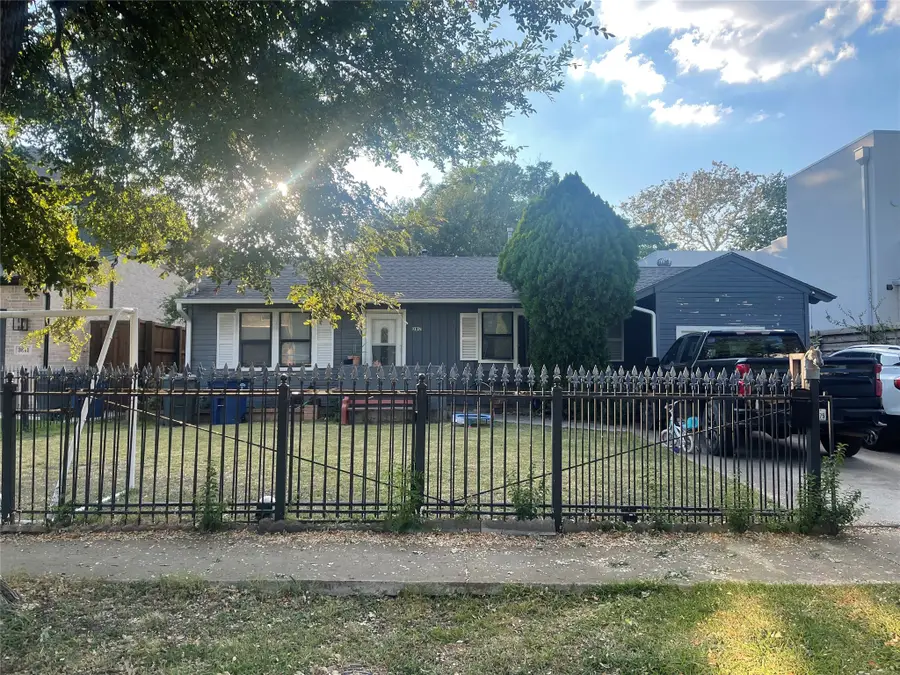 3817 Beechwood Lane, Dallas, TX 75220 - Image #2