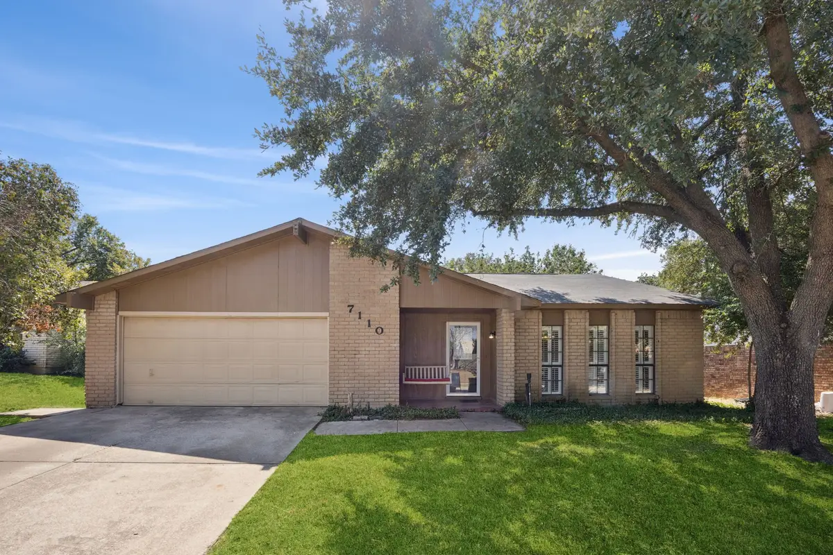 7110 Forestview Drive, Arlington, TX 76016 - Image #1