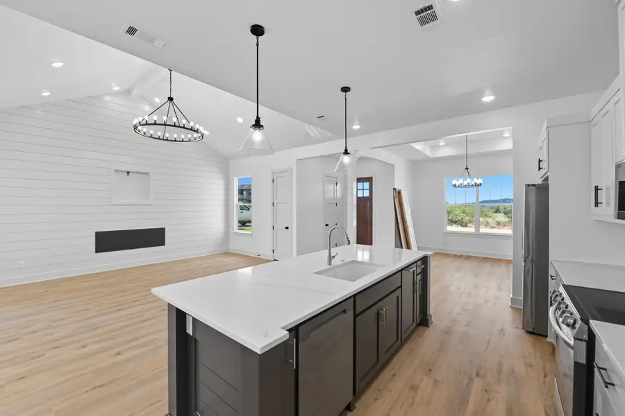 2050 Vista View, Graford, TX 76449 - Image #2