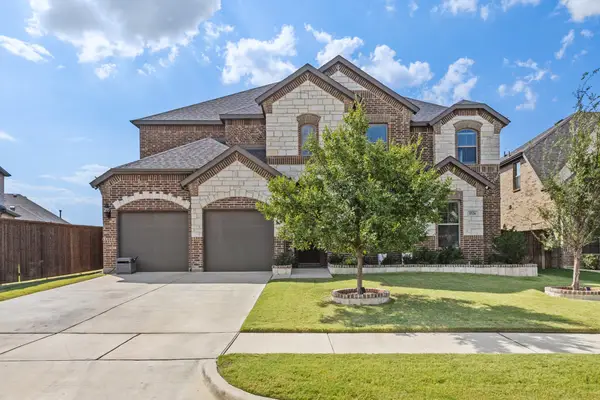 1526 Wild Indigo Drive, Mansfield, TX 76063