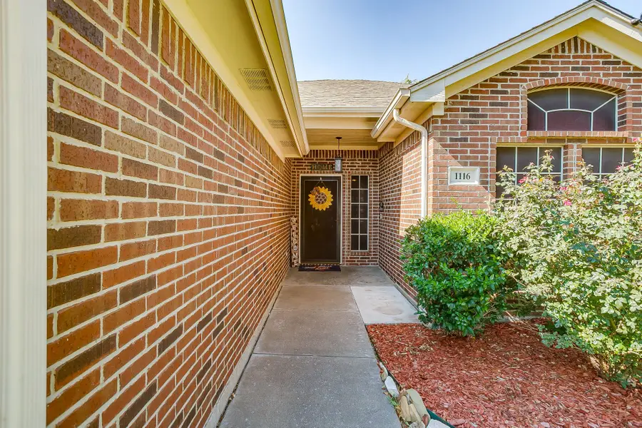1116 Brown Crest Road, Burleson, TX 76028 - Image #3
