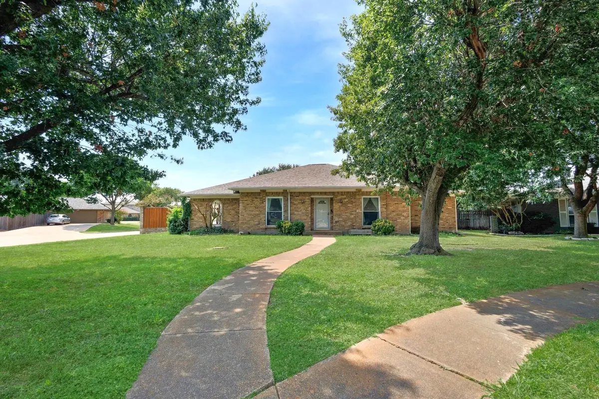 468 Goodwin Drive, Richardson, TX 75081 - Image #1