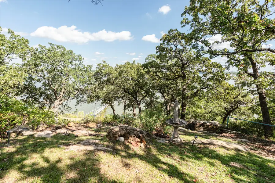 698 Storey Road, Nocona, TX 76255 - Image #3