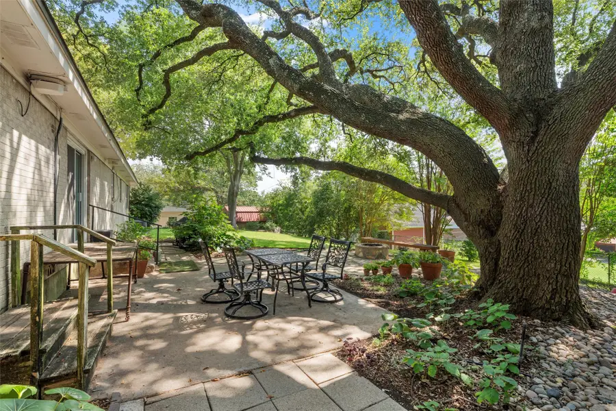 6224 Summit Ridge Drive, Waco, TX 76710 - Image #2