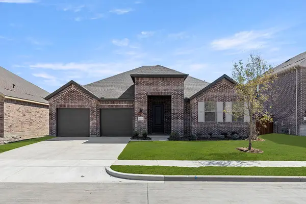 1322 Parkdale Street, Forney, TX 75126