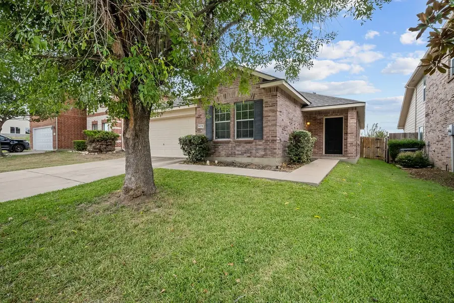 9216 White Swan Place, Fort Worth, TX 76177 - Image #2