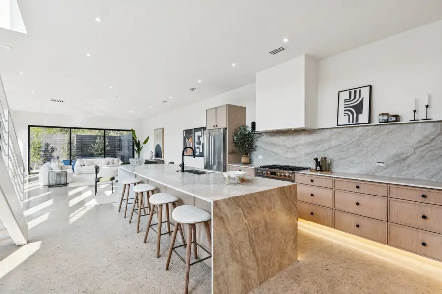 6801 Tyree Street, Dallas, TX 75209 - Image #3